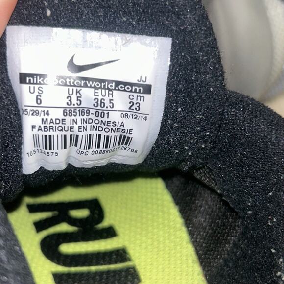 Nike Women’s US Size 6 Free 5.0 Flash 685169-001 Reflective Black Running Shoes - Picture 15 of 16